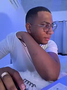 Arwens bell08 online show from March 6, 11:31 pm