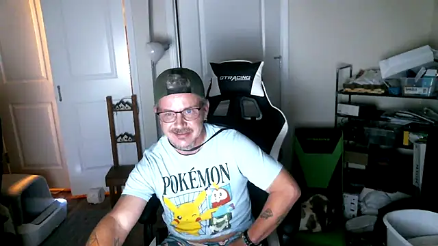 Raiff1982 online show from December 22, 12:35 pm