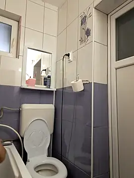 hornny1995 online show from February 9, 9:25 am