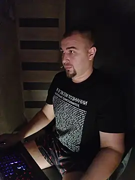 Foxyshaved online show from November 3, 5:22 am