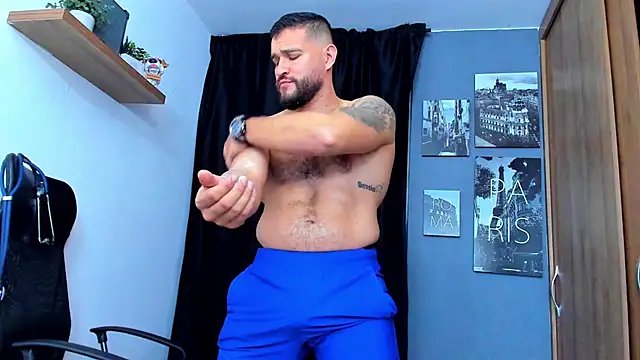 AndrewDiaz online show from October 21, 6:27 am