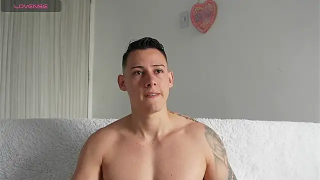 Muscle King Cum online show from April 1, 1:41 pm