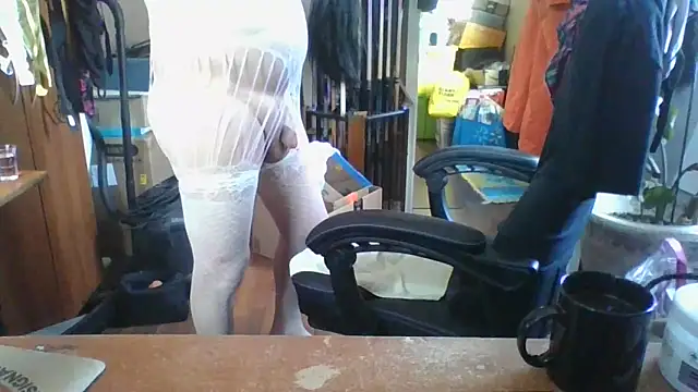 Daremeknot online show from March 4, 4:25 pm