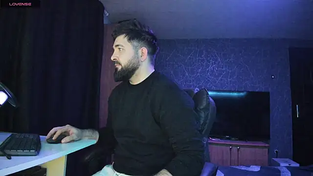 Eduu2322 online show from January 24, 10:30 pm