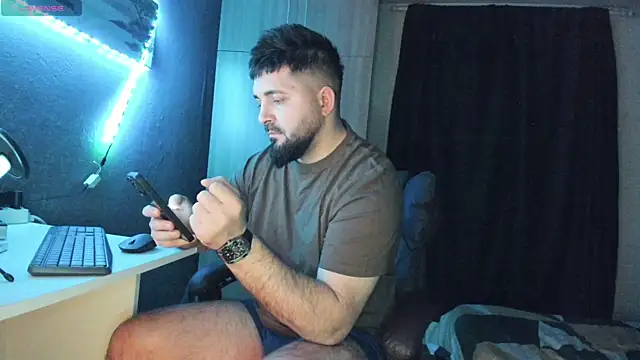 Eduu2322 online show from February 9, 10:00 pm