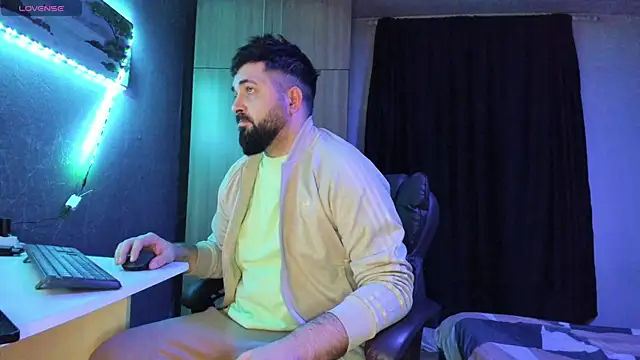 Eduu2322 online show from March 14, 9:32 pm