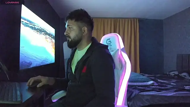 Eduu2322 online show from September 25, 8:19 pm