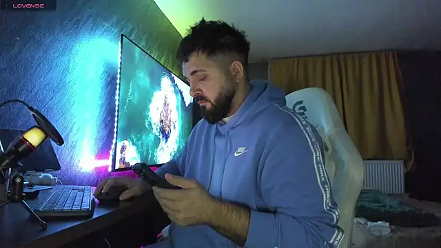 Eduu2322 online show from December 22, 9:34 pm