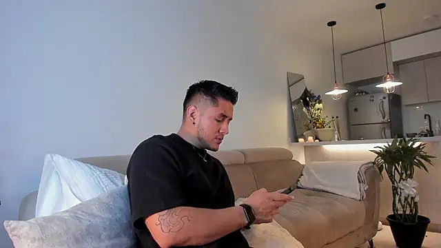 Snapshot of Chriskyle_ chatting on March 4, 1:23 am Chriskyle  online show from March 4, 1:23 am