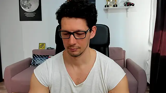 BrutusK08 online show from March 6, 7:38 am