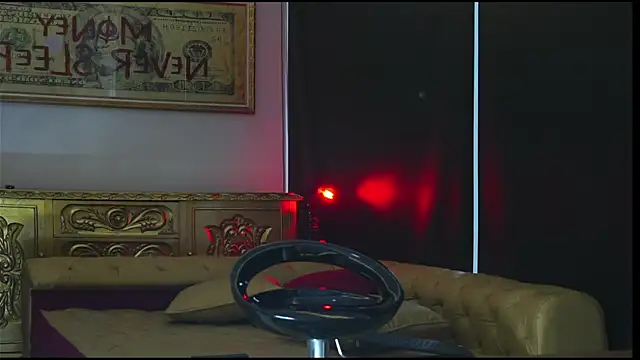 dantecoppolaa  online show from November 11, 10:37 pm