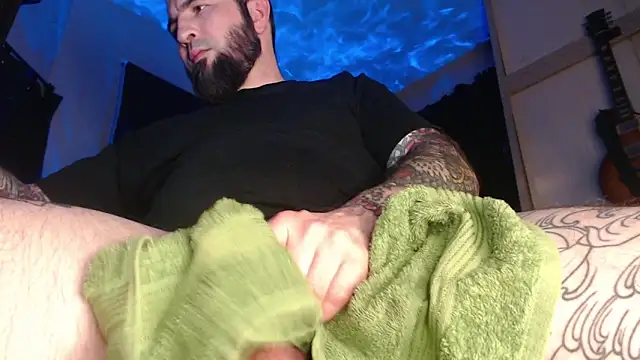 Snapshot of zedizded77 chatting on October 9, 2:49 am zedizded77 online show from October 9, 2:49 am