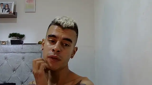 Im Jake69 online show from April 1, 3:09 pm