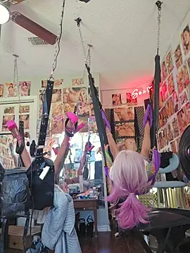 luvs2cumm69 online show from March 18, 4:21 pm