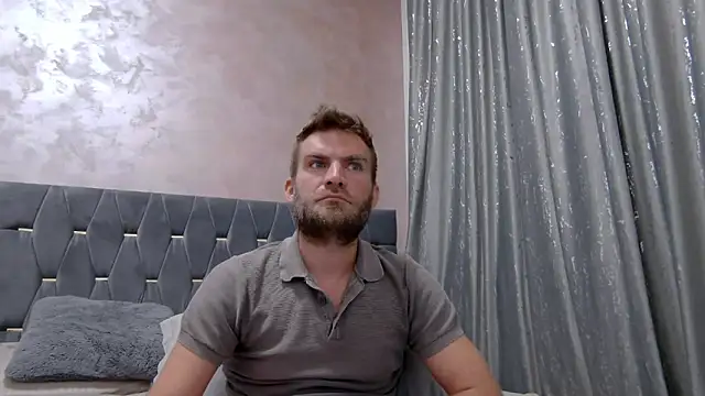 10in deluxe online show from December 1, 3:48 pm