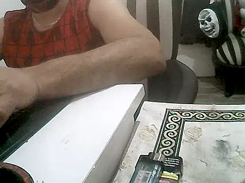 MezaRDanOnLineee online show from February 21, 9:43 pm