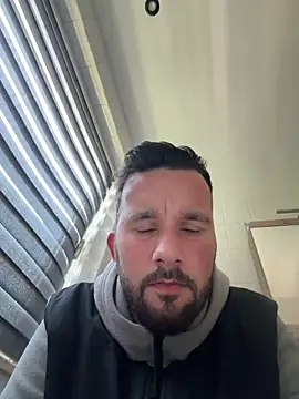 FUXI1995 online show from March 20, 9:46 am