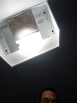 Iliketocooksquirt25 online show from March 19, 4:15 am