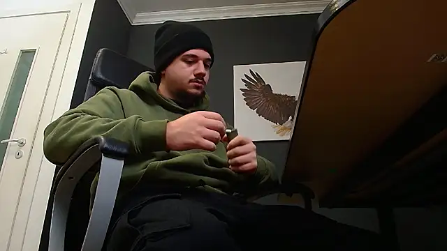 Snapshot of JoshKnights chatting on January 22, 5:48 am JoshKnights online show from January 22, 5:48 am