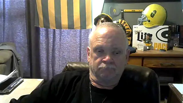 Snapshot of nobledad chatting on March 21, 6:51 pm nobledad online show from March 21, 6:51 pm