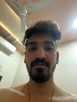 hornyguy271192 online show from December 17, 6:36 pm