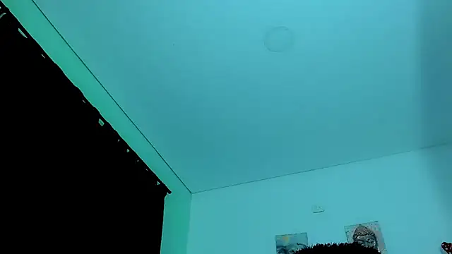 Liamscott  online show from December 20, 11:45 pm