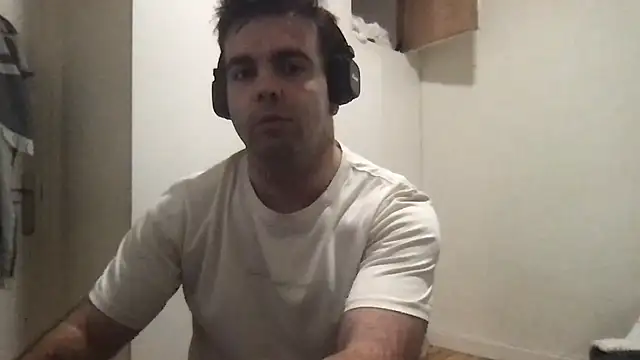 zzzz78925 online show from October 12, 1:54 am