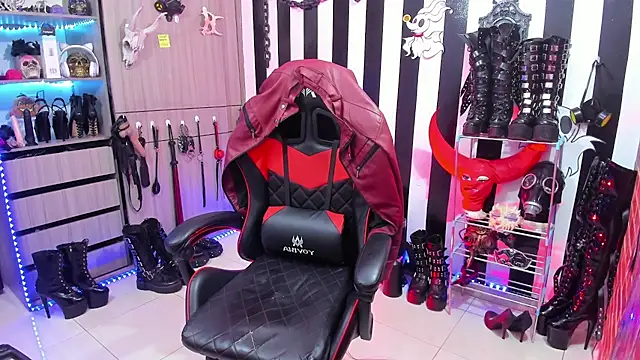 daven56 online show from September 20, 1:44 pm