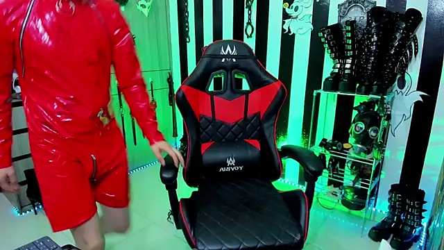 daven56 online show from February 13, 1:37 pm