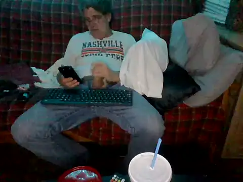 lateniter online show from December 22, 8:22 am