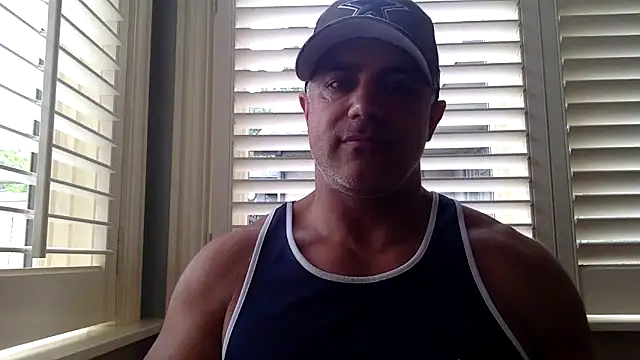 Snapshot of Bad_daddy21 chatting on September 15, 6:42 pm Bad daddy21 online show from September 15, 6:42 pm