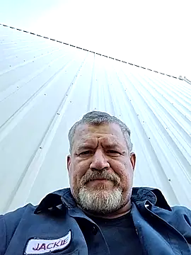 bigdoog8 online show from April 6, 4:52 pm