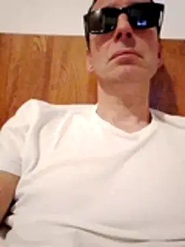 Anastasio33 online show from October 31, 7:39 pm