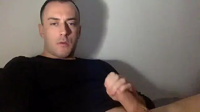 Snapshot of mainnrd chatting on October 2, 12:47 am mainnrd online show from October 2, 12:47 am