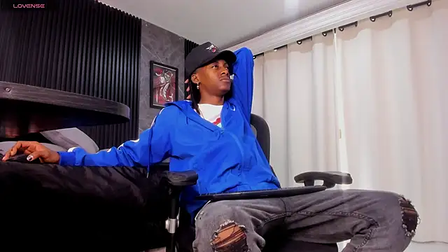 BRYXXXON1 online show from January 28, 2:31 pm