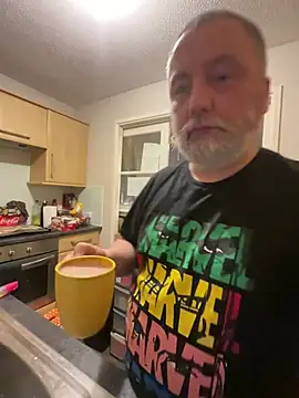 LondonTeffy online show from January 7, 10:41 pm