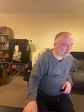 LondonTeffy online show from October 15, 9:33 pm