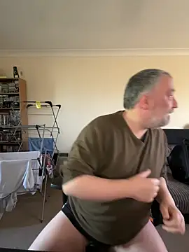 LondonTeffy online show from January 30, 12:37 pm