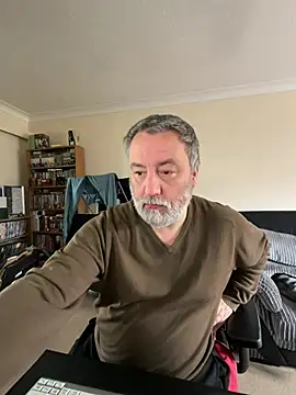 LondonTeffy online show from February 27, 11:20 am