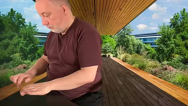 LondonTeffy online show from December 12, 12:22 pm