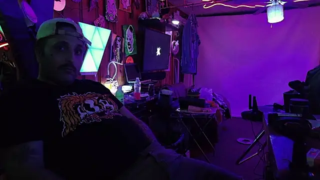 tayshie online show from April 11, 6:09 am