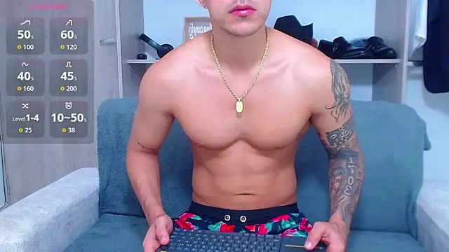 Snapshot of Tristan-bm chatting on October 15, 11:40 am Tristan-bm online show from October 15, 11:40 am