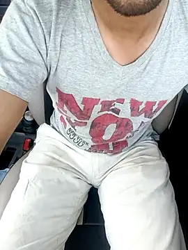 Snapshot of mr_slim_body chatting on October 26, 5:31 am mr slim body online show from October 26, 5:31 am