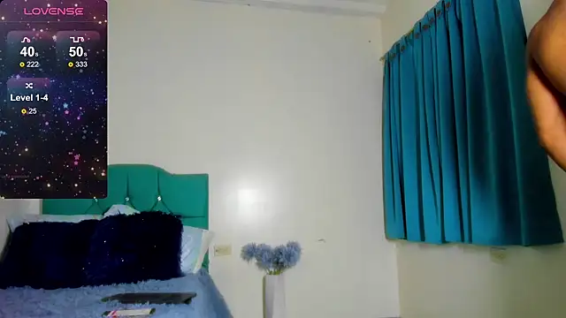 estebanlobo- online show from December 9, 12:12 am