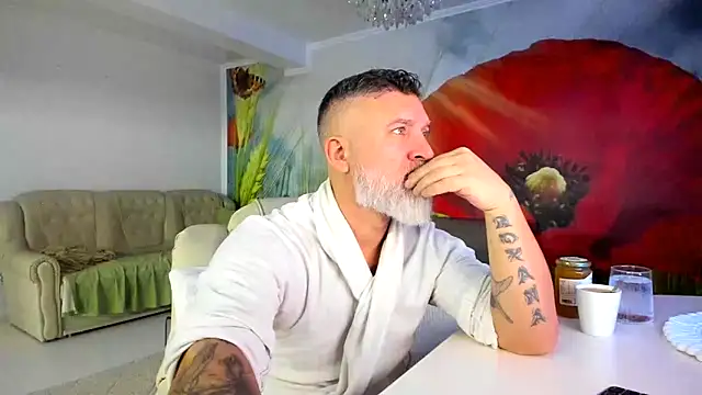 BlowMyXXL online show from February 10, 7:40 pm