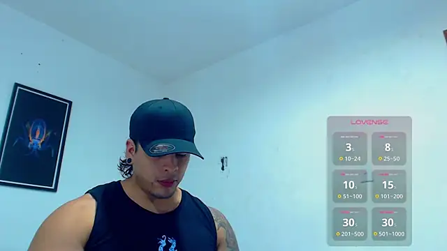 Snapshot of SilvaBranko chatting on March 22, 12:39 am SilvaBranko online show from March 22, 12:39 am