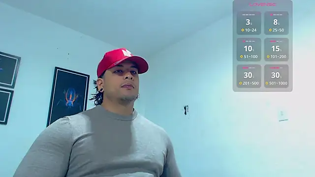 Snapshot of SilvaBranko chatting on March 4, 12:33 pm SilvaBranko online show from March 4, 12:33 pm