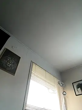 Elrubiolargo online show from September 17, 6:03 am