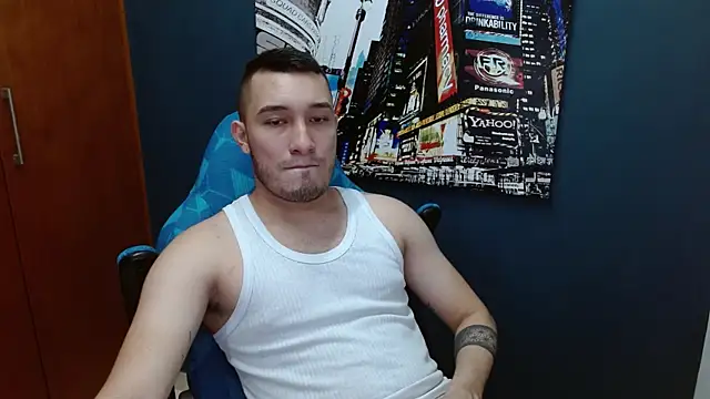 Snapshot of Airon_Blade chatting on January 31, 10:21 pm Airon Blade online show from January 31, 10:21 pm