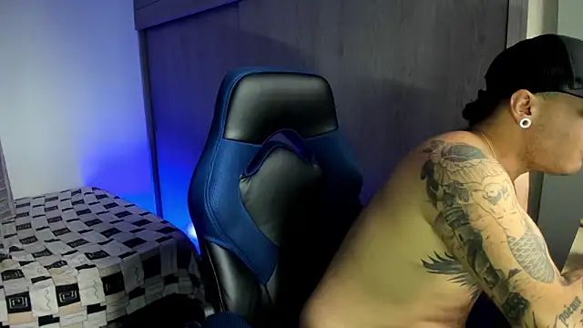 male pussy online show from February 1, 4:16 pm